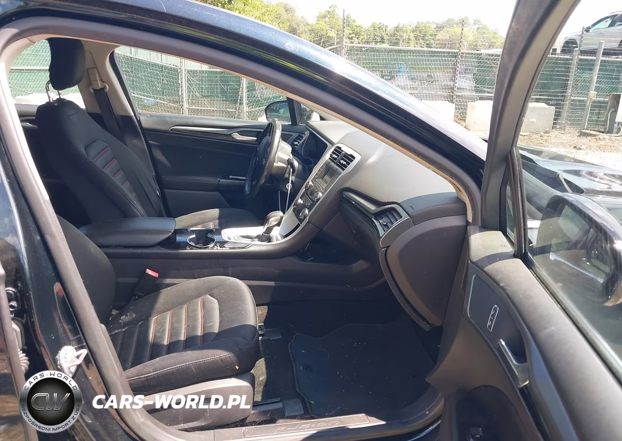 2014 Ford Fusion Se VIN:3FA6P0HD7ER174125 - 5