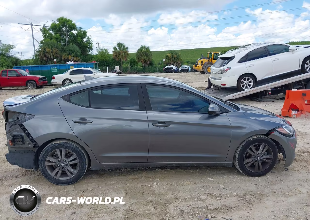2018 Hyundai Elantra Sel VIN:5NPD84LF5JH241106 - 14