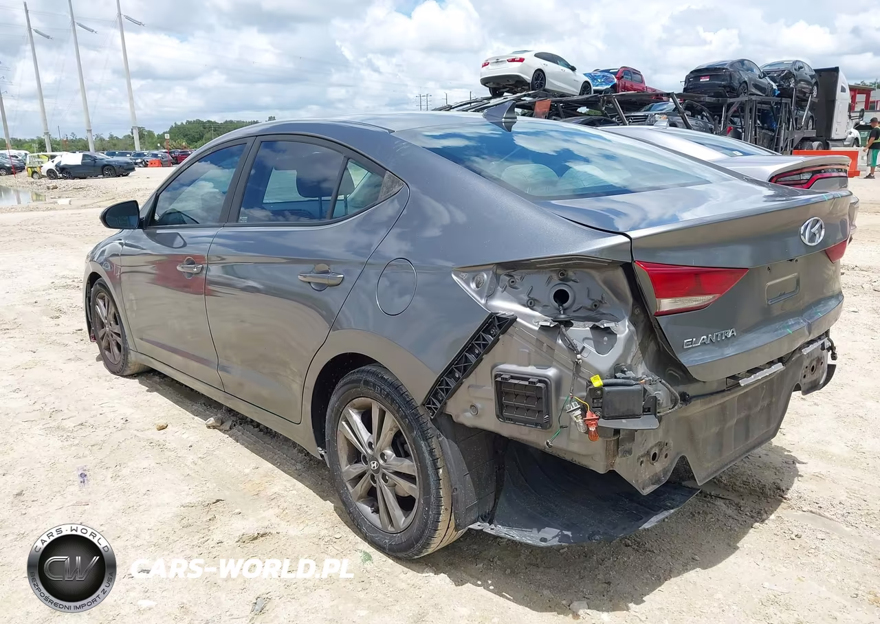 2018 Hyundai Elantra Sel VIN:5NPD84LF5JH241106 - 3