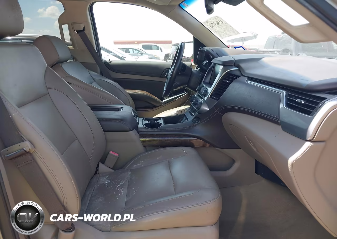 2018 Chevrolet Suburban Lt VIN:1GNSCHKC5JR397411 - 5