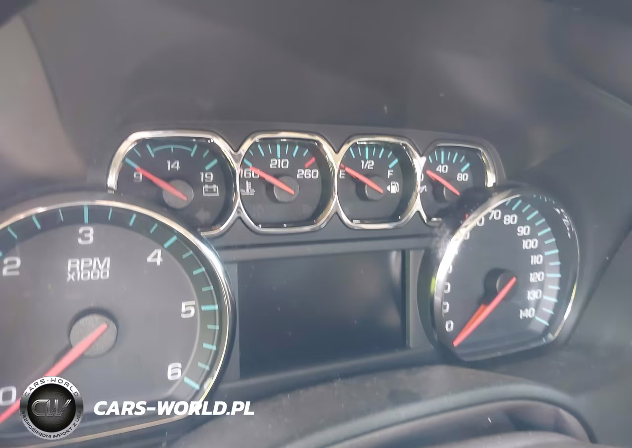 2018 Chevrolet Suburban Lt VIN:1GNSCHKC5JR397411 - 7