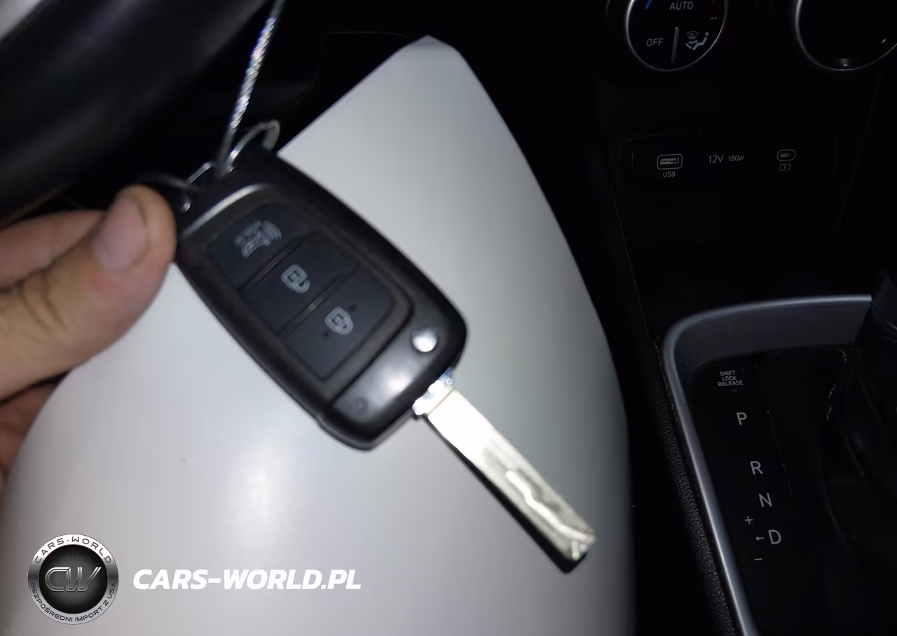 2023 Hyundai Venue Sel VIN:KMHRC8A32PU266849 - 11