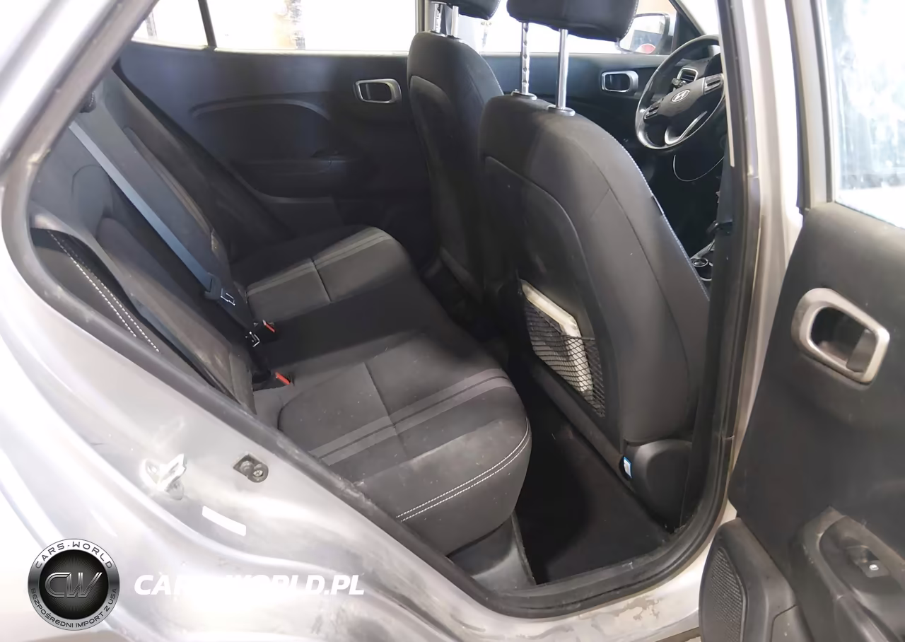 2023 Hyundai Venue Sel VIN:KMHRC8A32PU266849 - 8