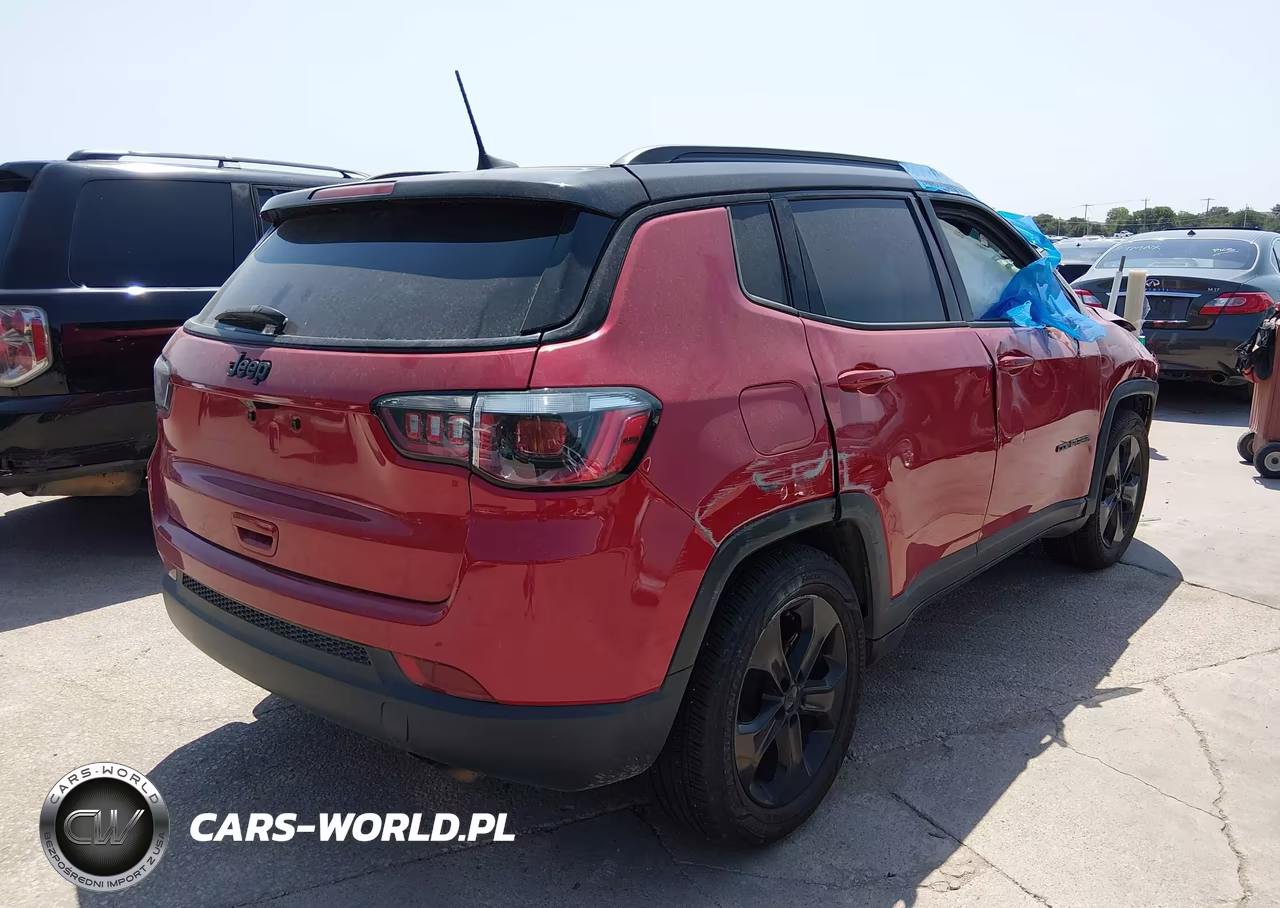 2019 Jeep Compass Altitude Fwd VIN:3C4NJCBB2KT797098 - 4