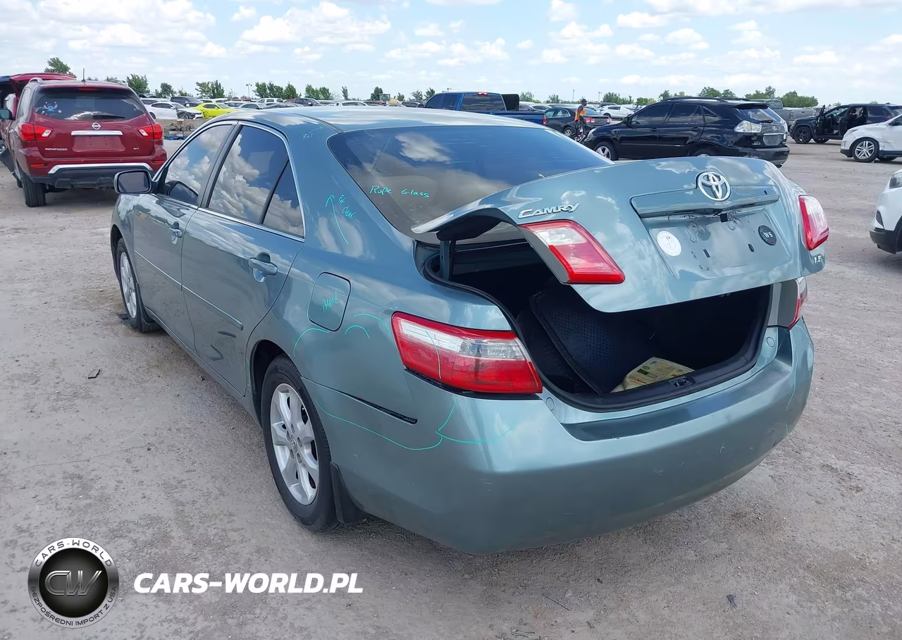 2007 Toyota Camry Le VIN:4T1BE46K47U640737 - 3