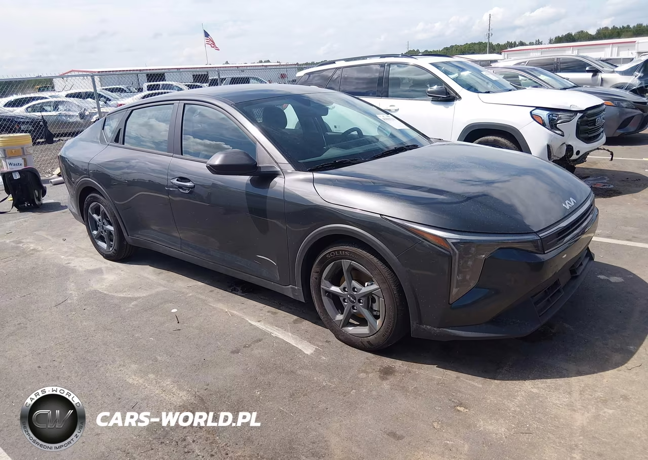 2026 Kia K4 Lxs VIN:3KPFT4DE1TE282711 - 1