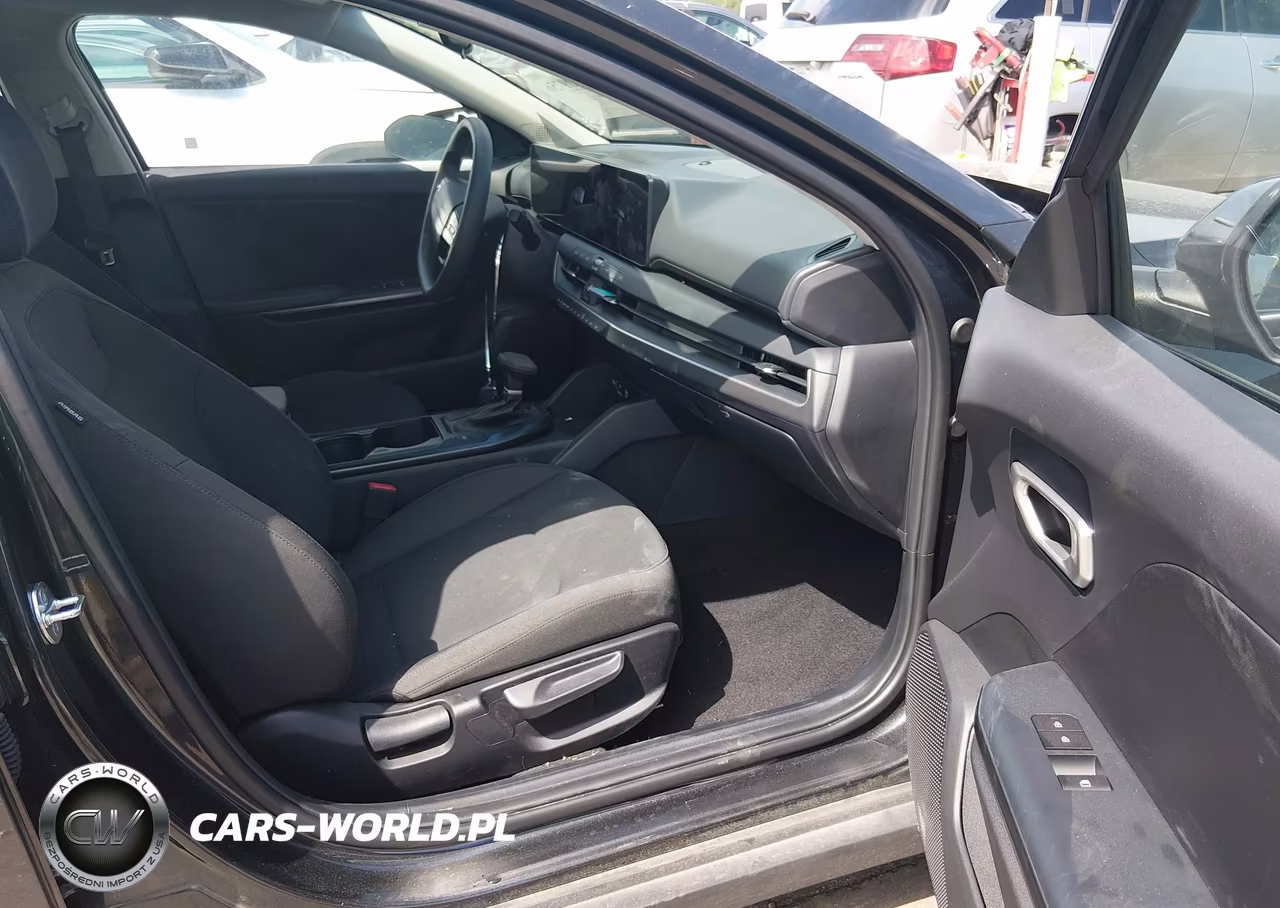 2026 Kia K4 Lxs VIN:3KPFT4DE1TE282711 - 5