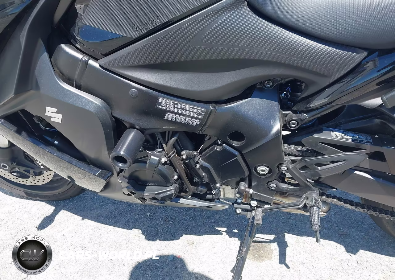 2020 Suzuki Gsx-S1000F A VIN:JS1GT7CB8L7100171 - 9