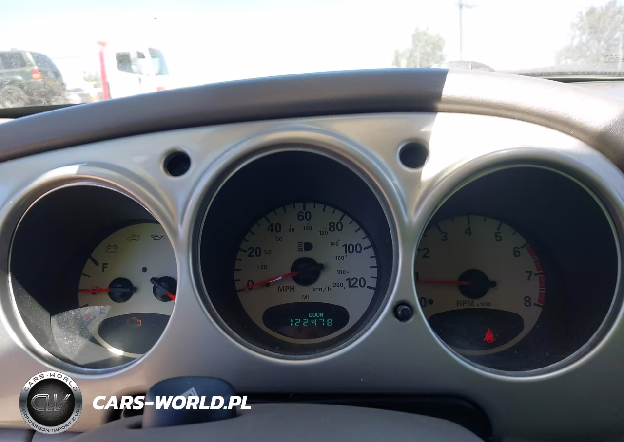 2005 Chrysler Pt Cruiser Limited VIN:3C8FY688X5T640323 - 7