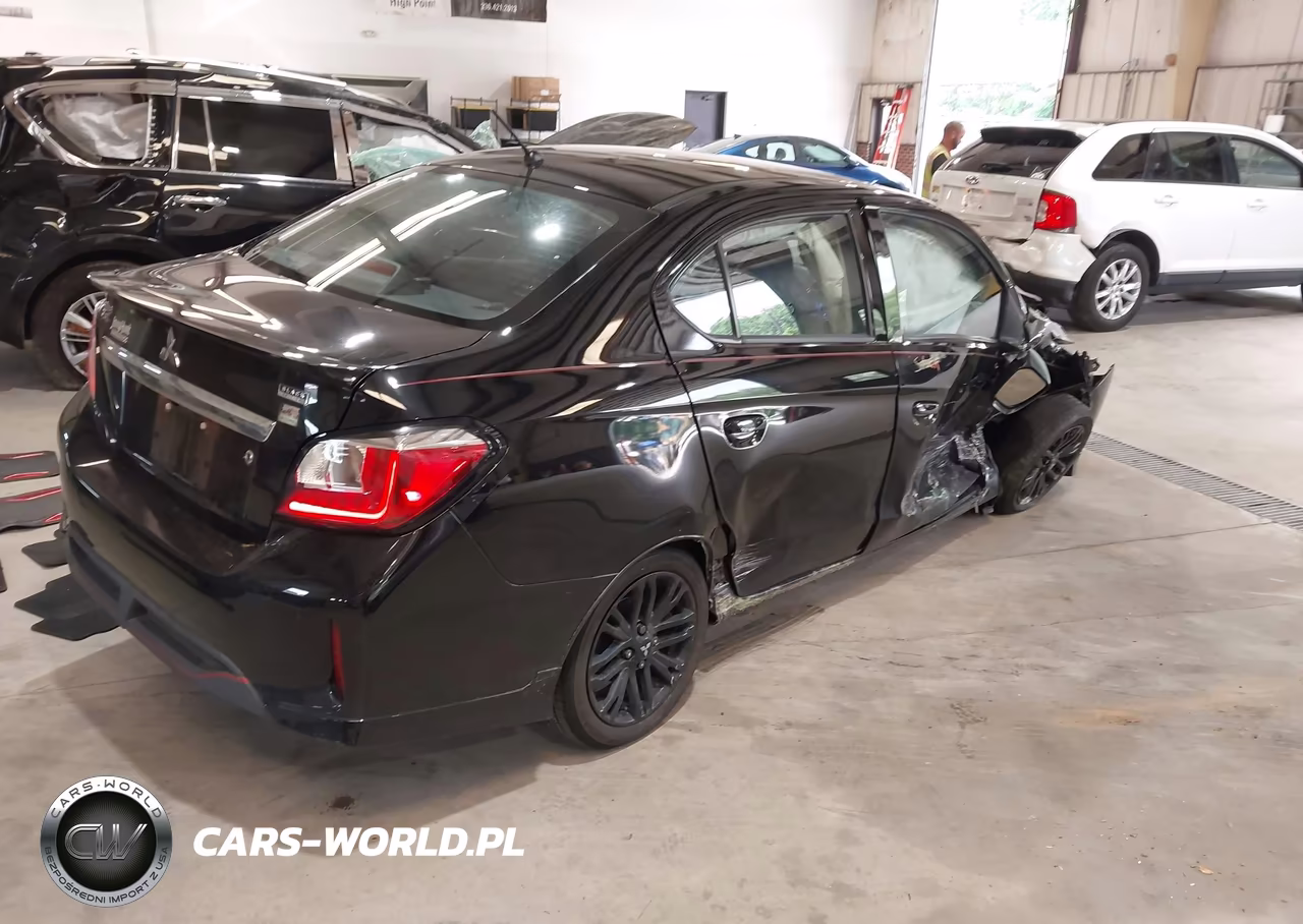 2024 Mitsubishi Mirage G4 Black Edition VIN:ML32FUFJXRHF02002 - 4