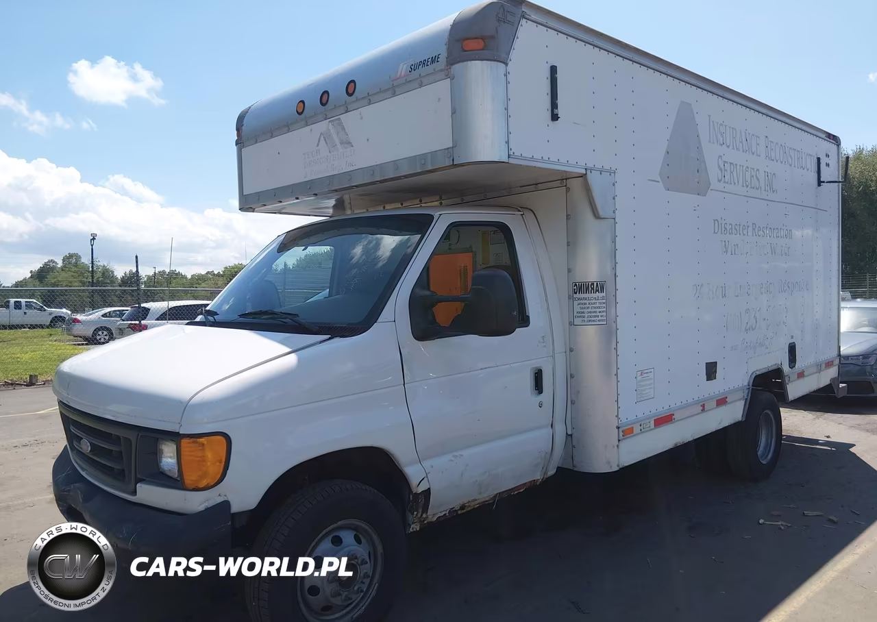 2003 Ford E-450 Cutaway Standard VIN:1FDWE45F63HB28681 - 2