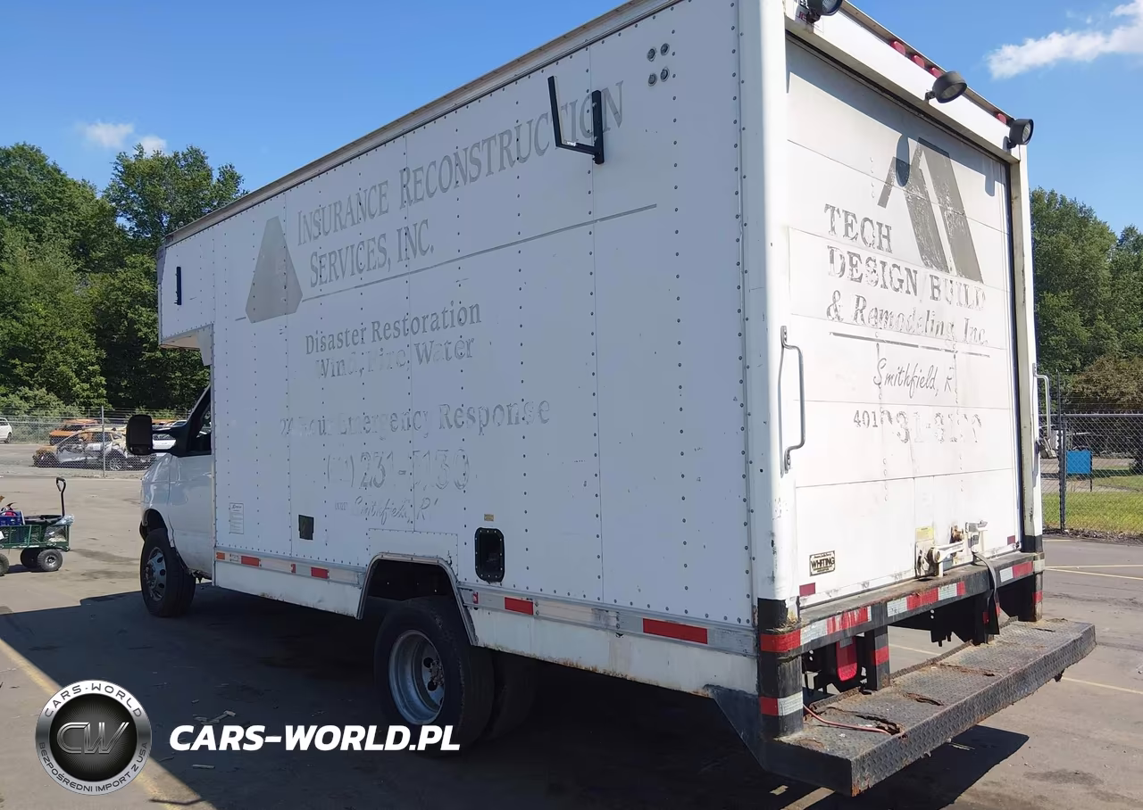 2003 Ford E-450 Cutaway Standard VIN:1FDWE45F63HB28681 - 3