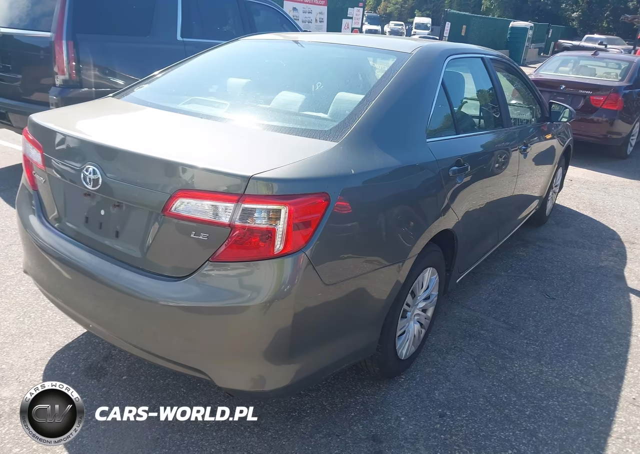 2012 Toyota Camry Le VIN:4T4BF1FK7CR177813 - 4