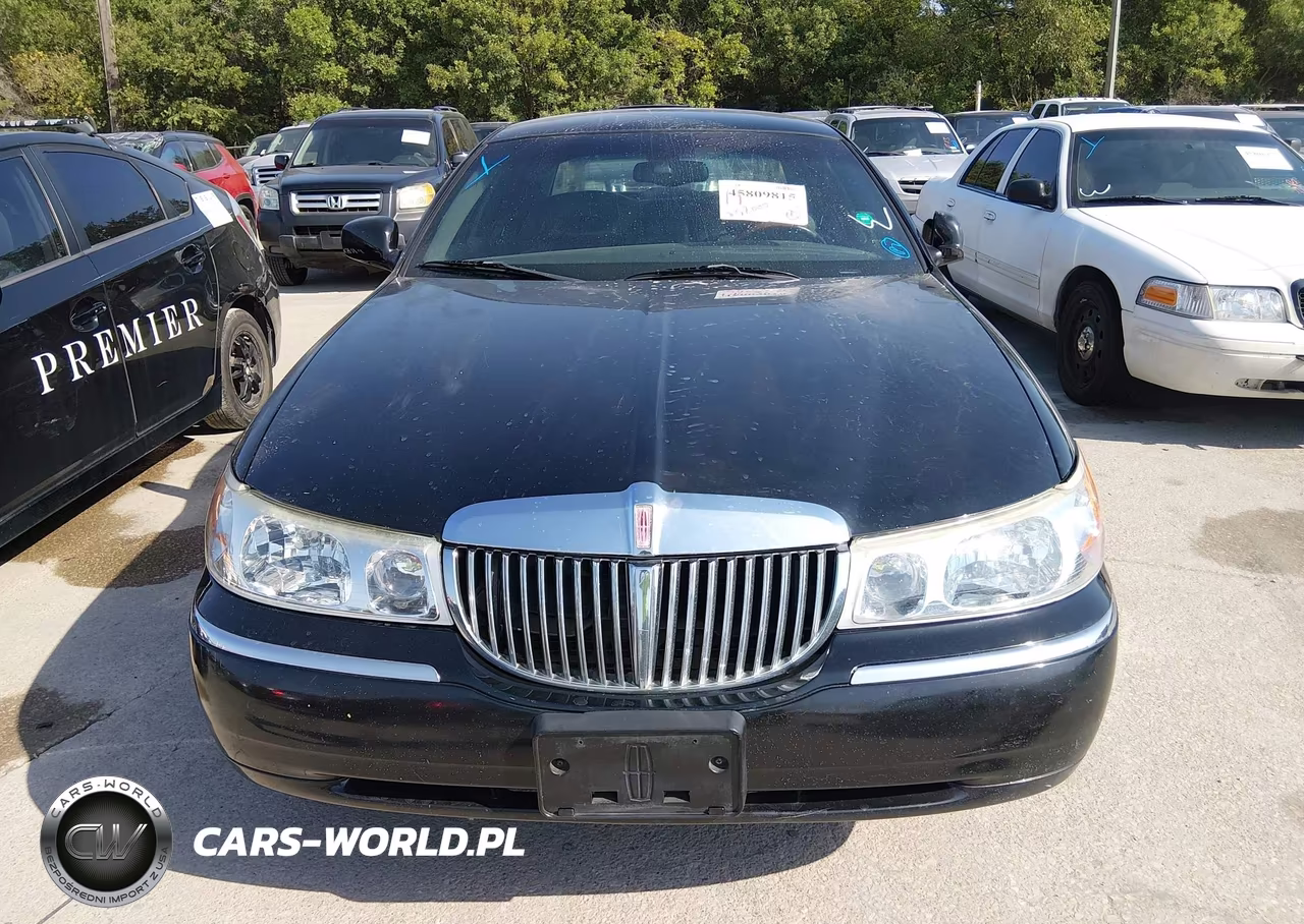 2002 Lincoln Town Car Signature VIN:1LNHM82W32Y656958 - 12