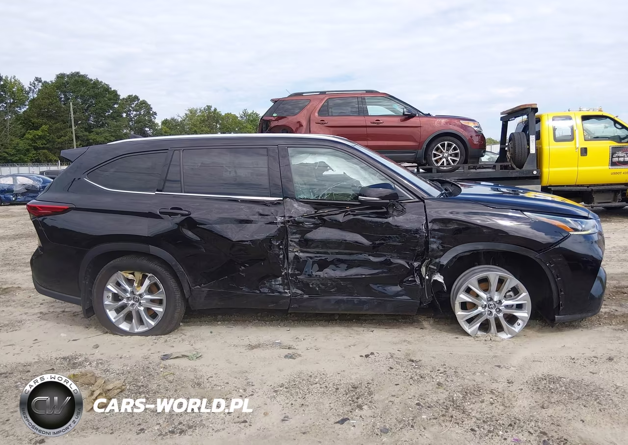 2020 Toyota Highlander Limited VIN:5TDDZRBH2LS011971 - 13