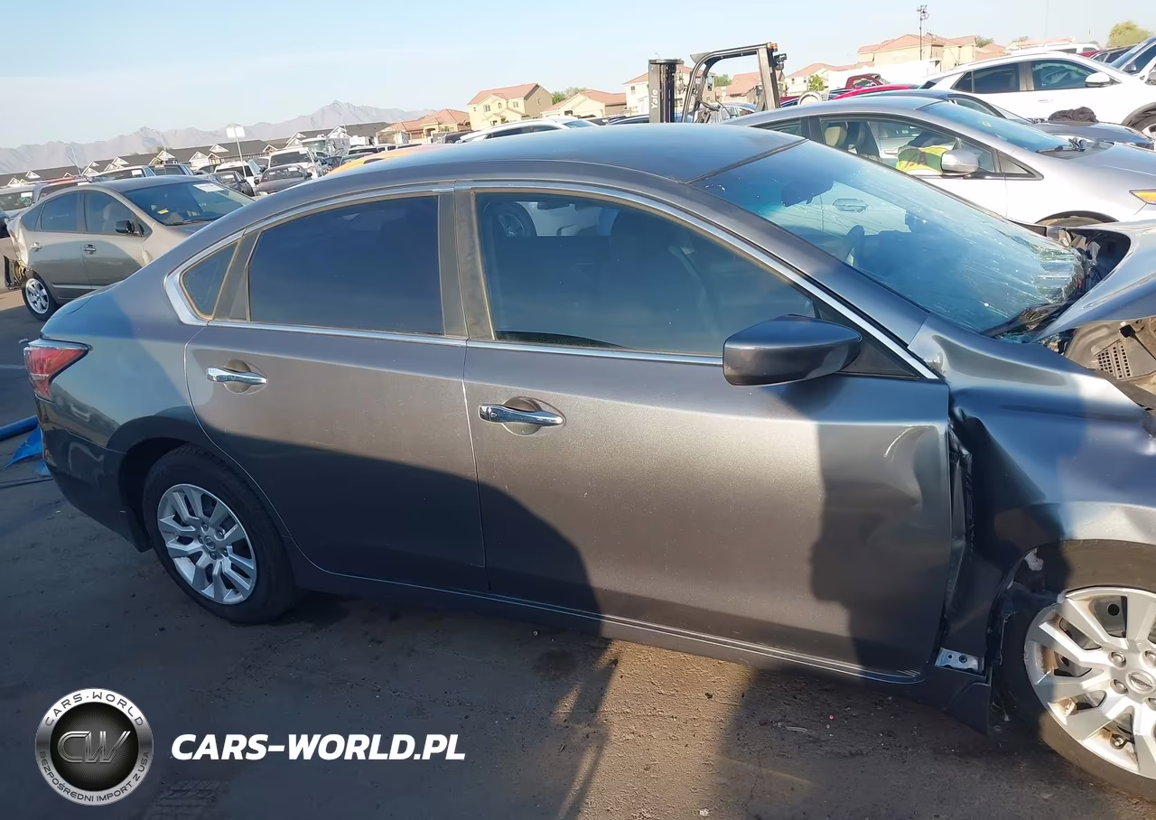2015 Nissan Altima 2.5 S VIN:1N4AL3AP9FC277865 - 12