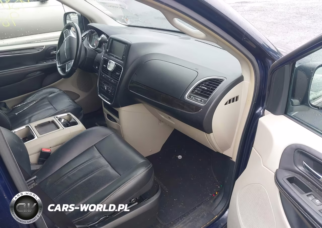 2012 Chrysler Town & Country Touring VIN:2C4RC1BG7CR326564 - 5