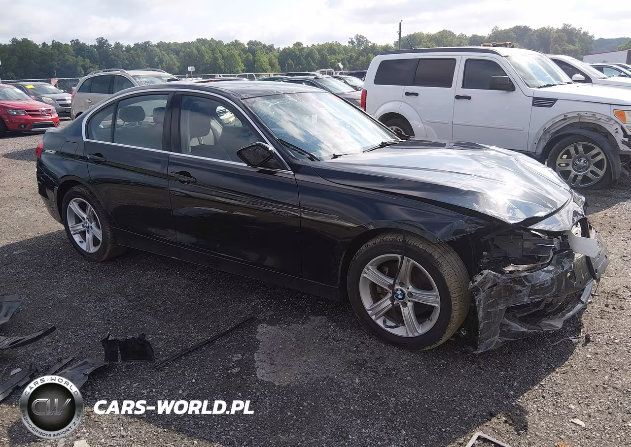 2015 BMW 328I xDrive – zdjęcie 1 z 17