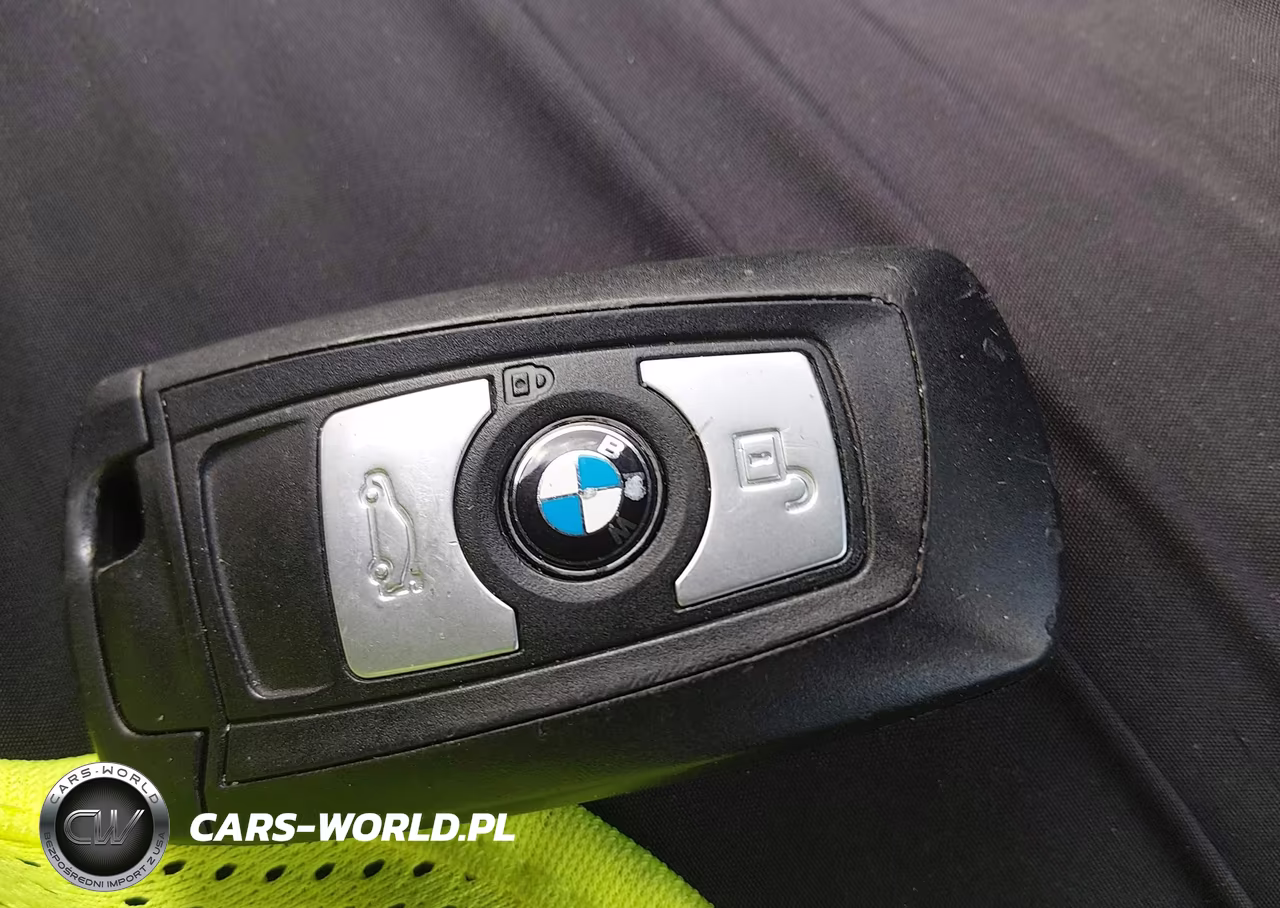 2015 BMW 328I xDrive VIN:WBA3B5G57FNS12070 - 11