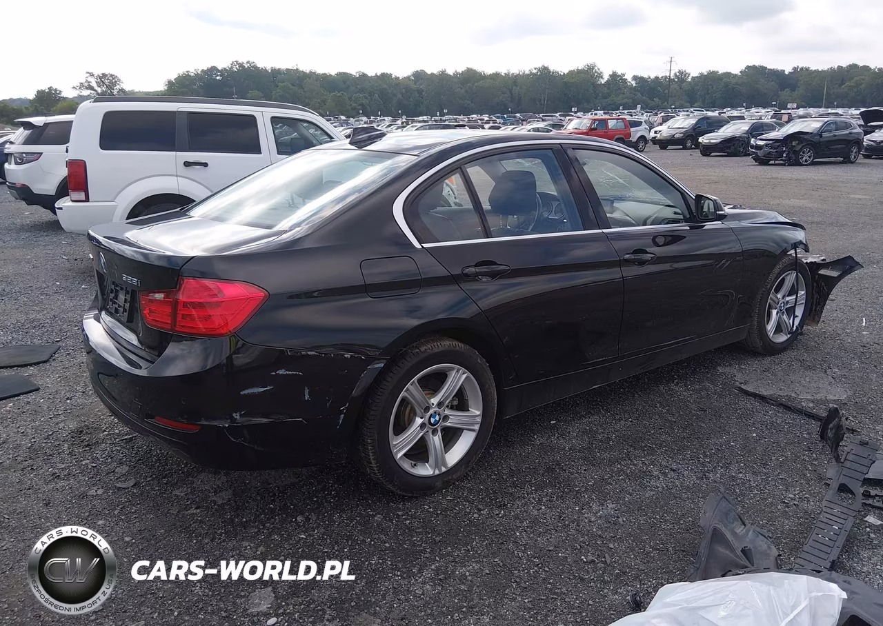 2015 BMW 328I xDrive VIN:WBA3B5G57FNS12070 - 4