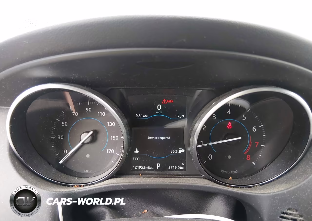 2018 Jaguar F-Pace 25T Premium VIN:SADCJ2FX8JA267493 - 7