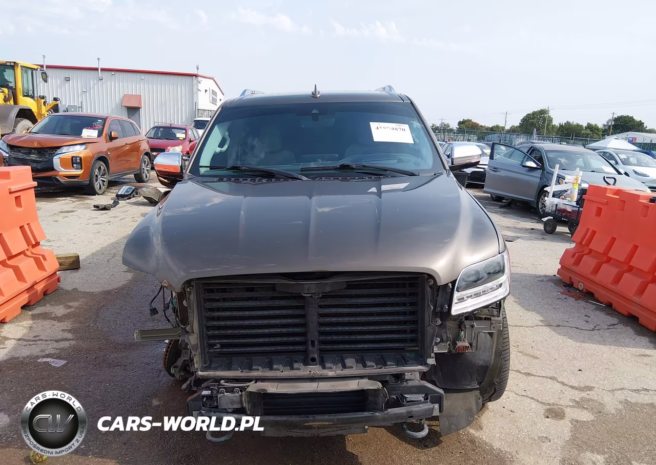 2019 Lincoln Navigator Black Label VIN:5LMJJ2TTXKEL10397 - 13