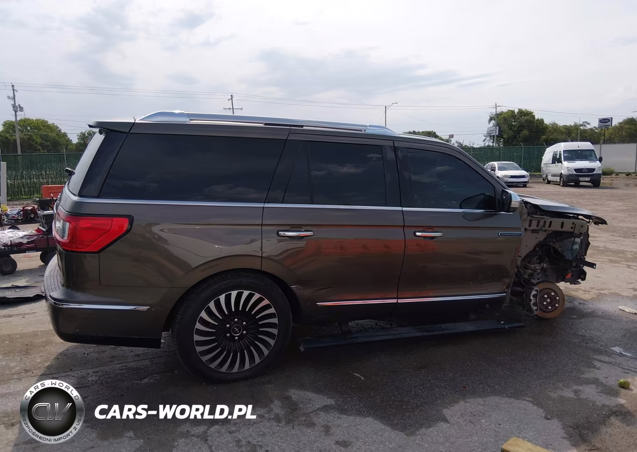 2019 Lincoln Navigator Black Label VIN:5LMJJ2TTXKEL10397 - 14
