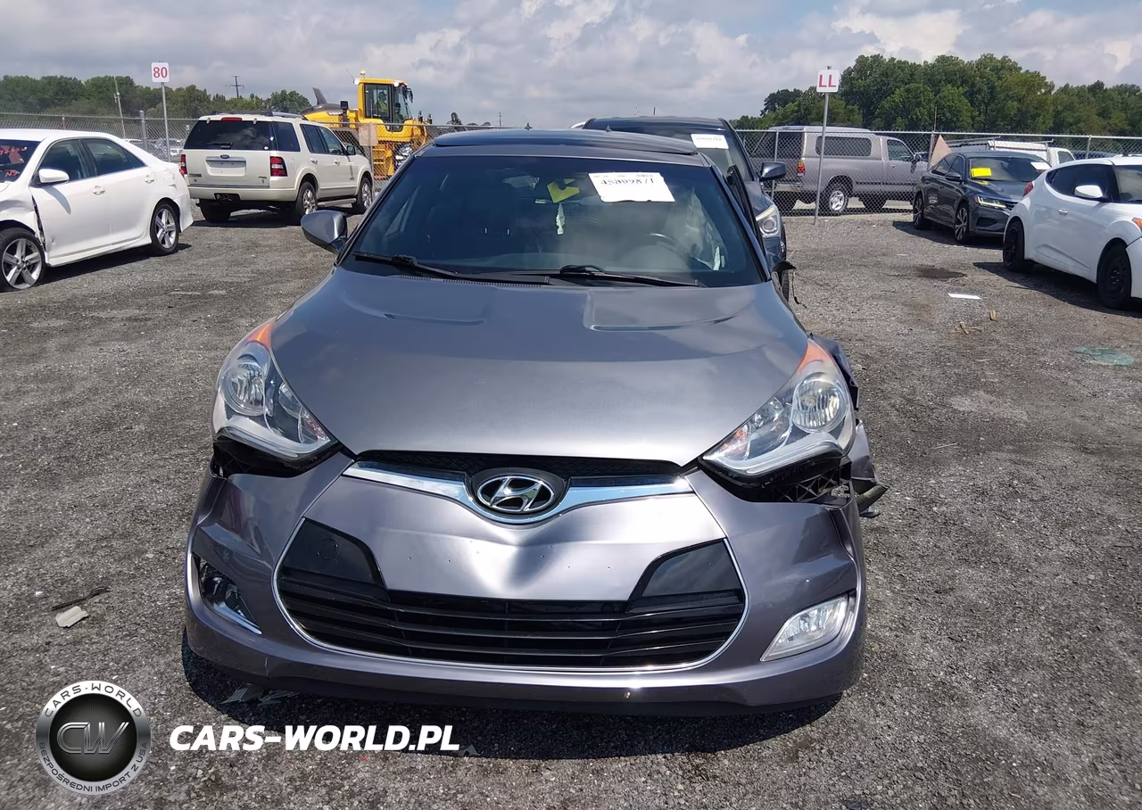 2016 Hyundai Veloster VIN:KMHTC6AD7GU267580 - 12