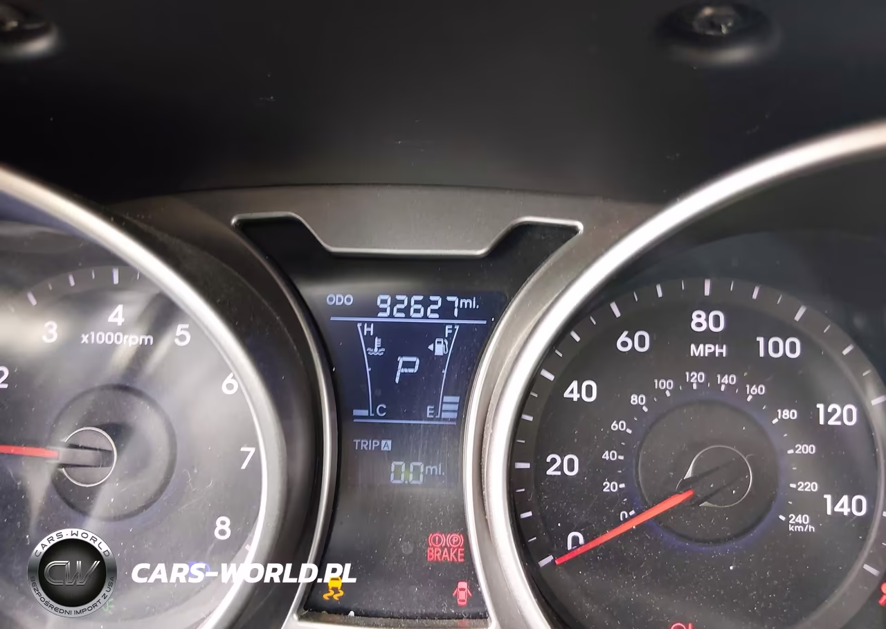 2016 Hyundai Veloster VIN:KMHTC6AD7GU267580 - 7