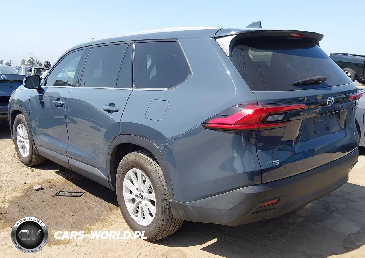 2024 Toyota Grand Highlander Xle VIN:5TDAAAA58RS000405 - 3