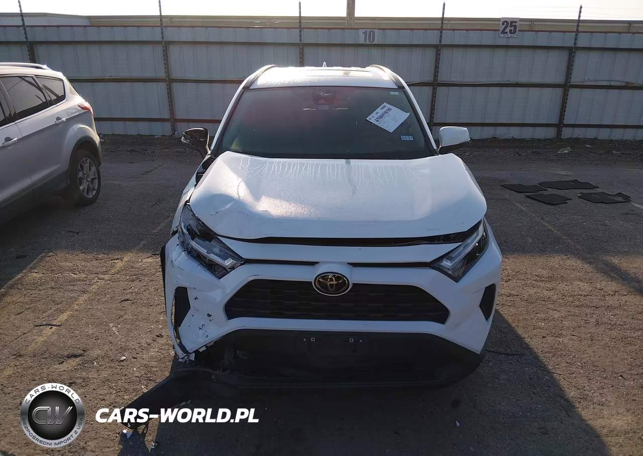 2022 Toyota Rav4 Xle VIN:2T3W1RFV4NW195540 - 12