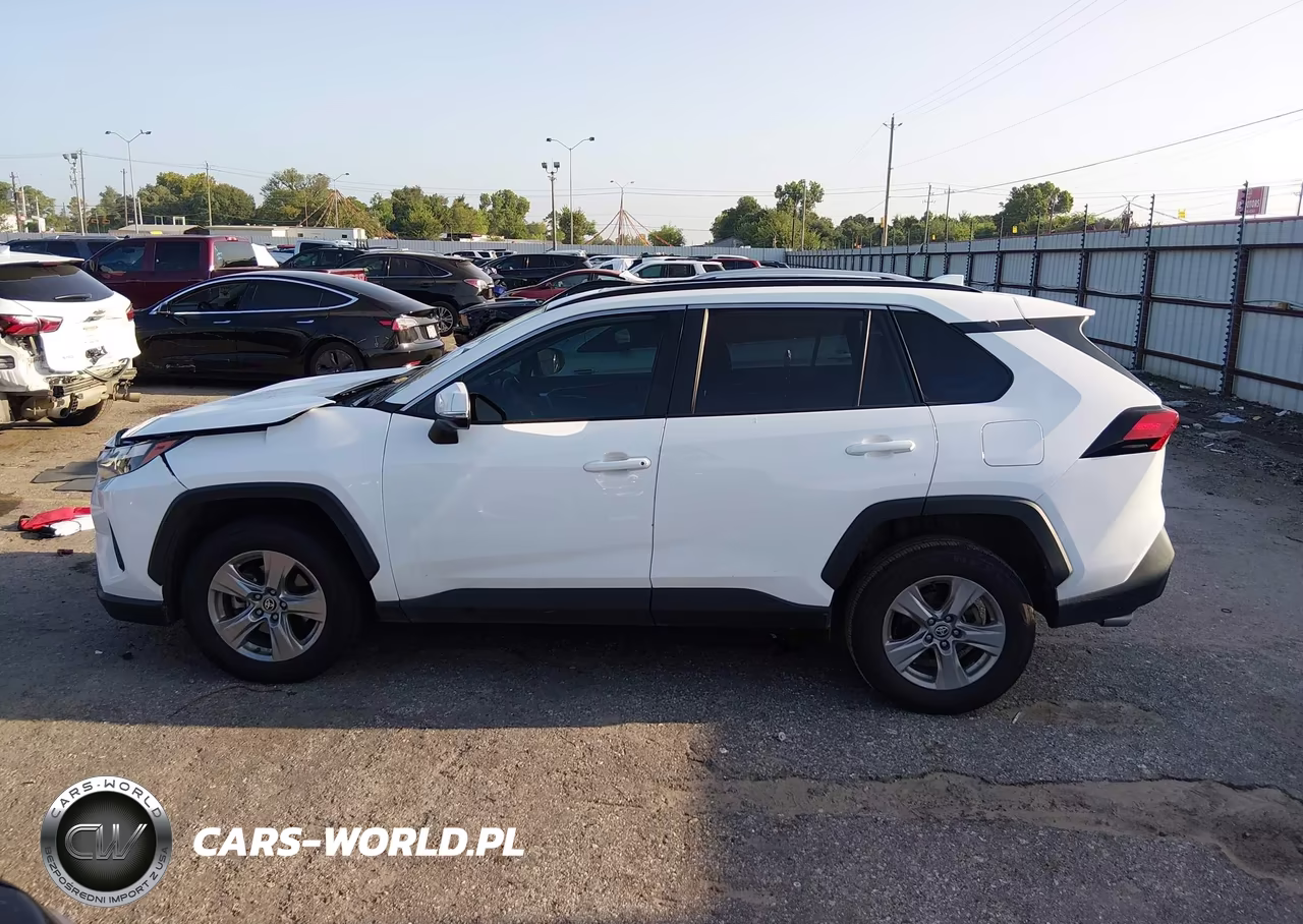 2022 Toyota Rav4 Xle VIN:2T3W1RFV4NW195540 - 14
