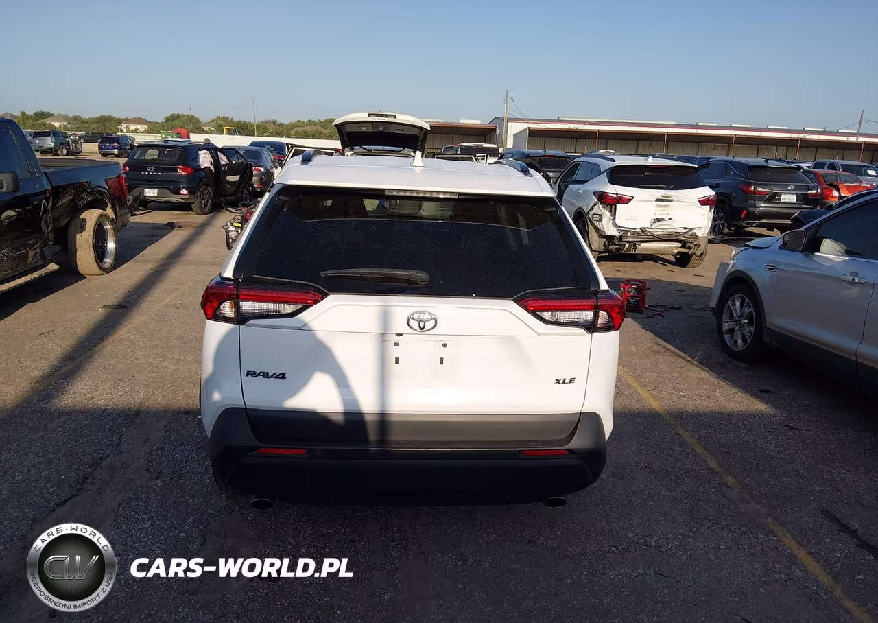 2022 Toyota Rav4 Xle VIN:2T3W1RFV4NW195540 - 16