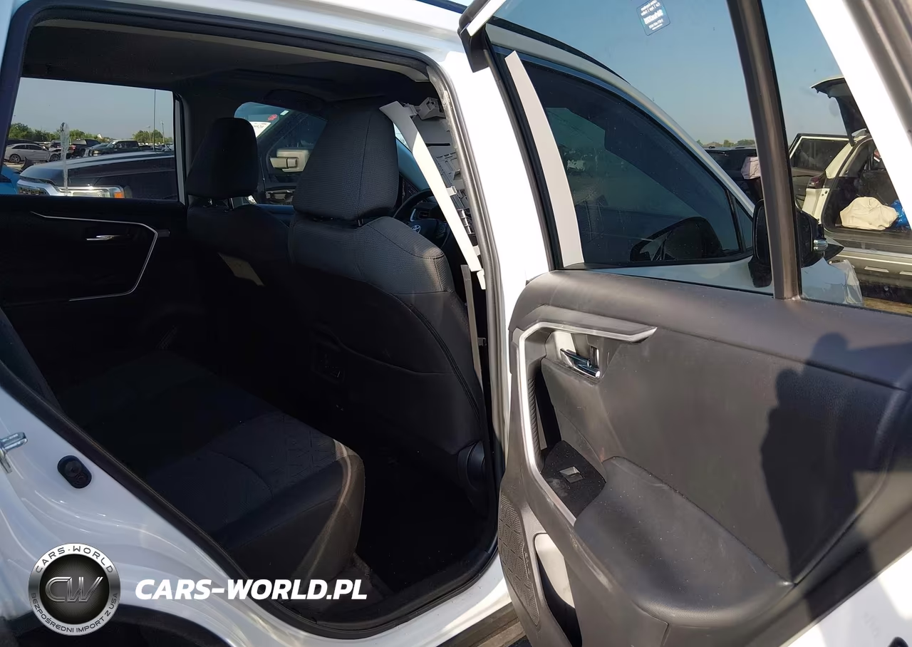 2022 Toyota Rav4 Xle VIN:2T3W1RFV4NW195540 - 8