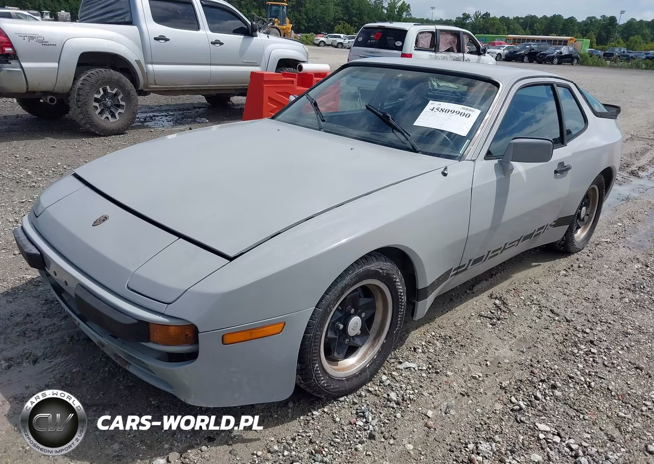 1984 Porsche 944 VIN:WP0AA0942EN465607 - 2