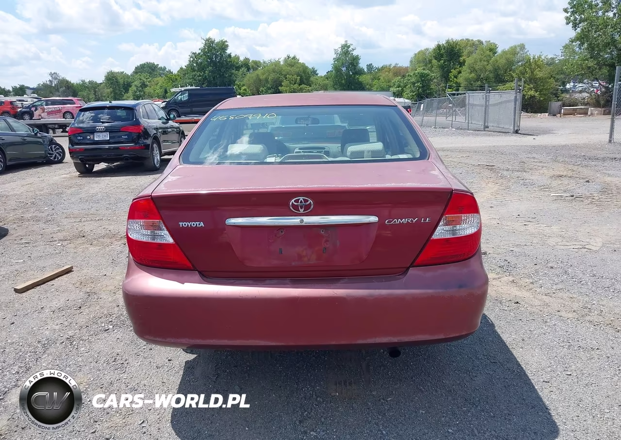 2004 Toyota Camry Le VIN:4T1BE30KX4U281974 - 16