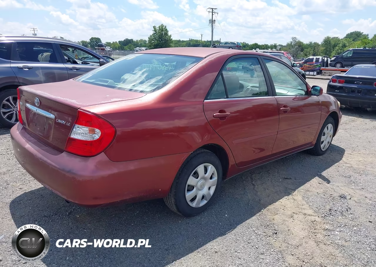 2004 Toyota Camry Le VIN:4T1BE30KX4U281974 - 4