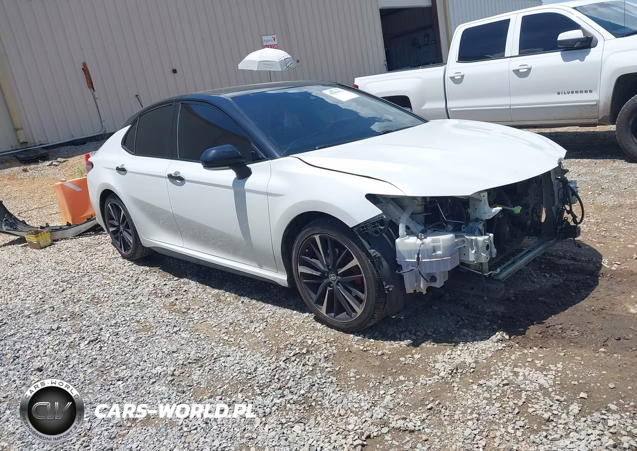 2020 Toyota Camry Xse