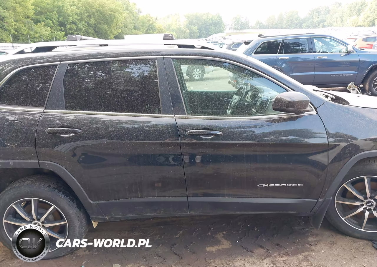 2016 Jeep Cherokee Limited VIN:1C4PJMDS4GW245115 - 13
