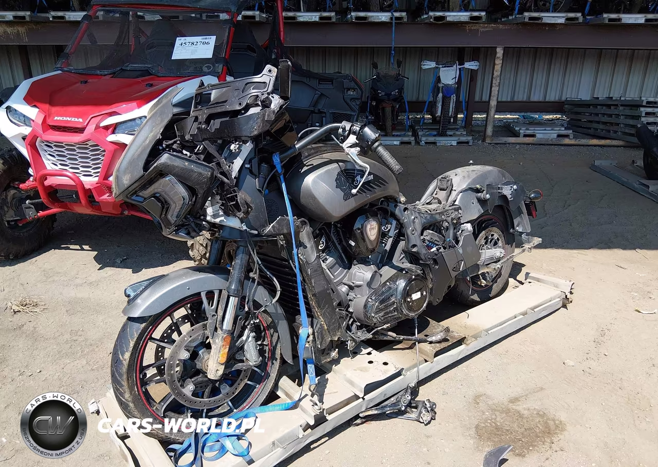 2023 Indian Motorcycle Co. Challenger Dark Horse VIN:56KLCCRR9P3422469 - 2