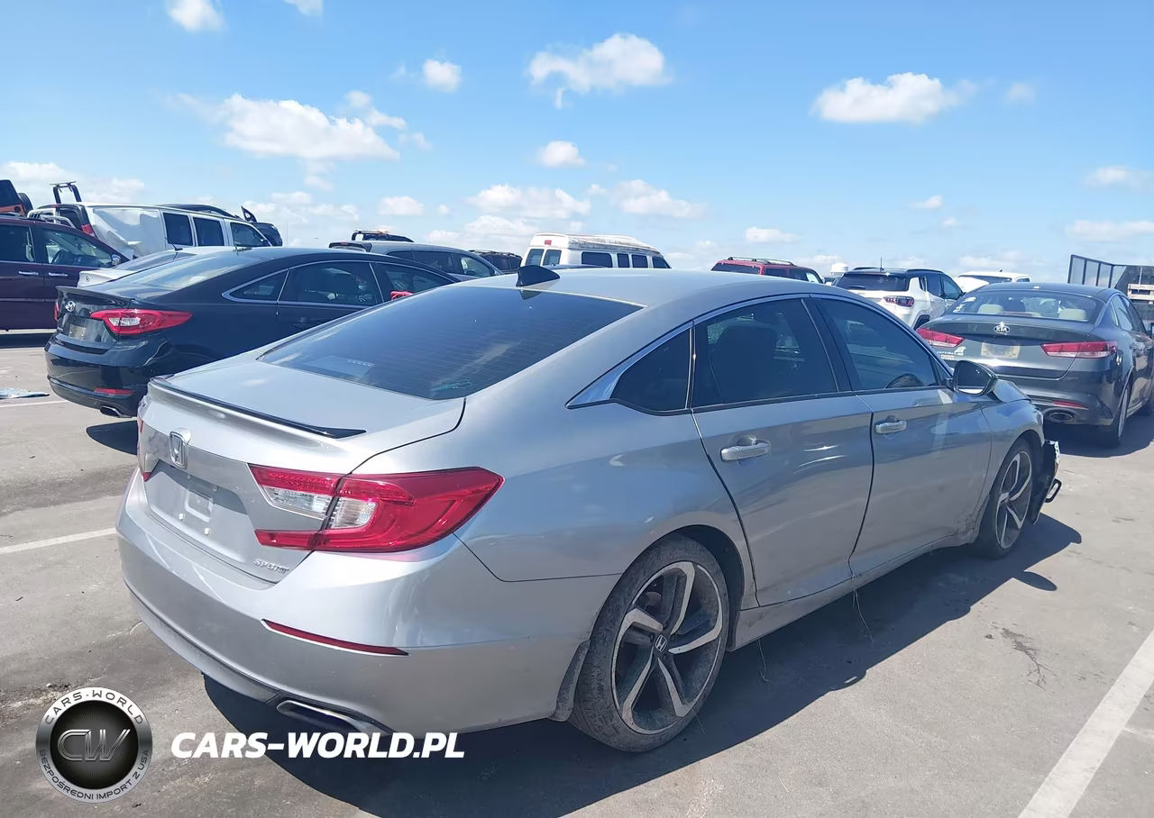 2022 Honda Accord Sport VIN:1HGCV1F33NA067930 - 4
