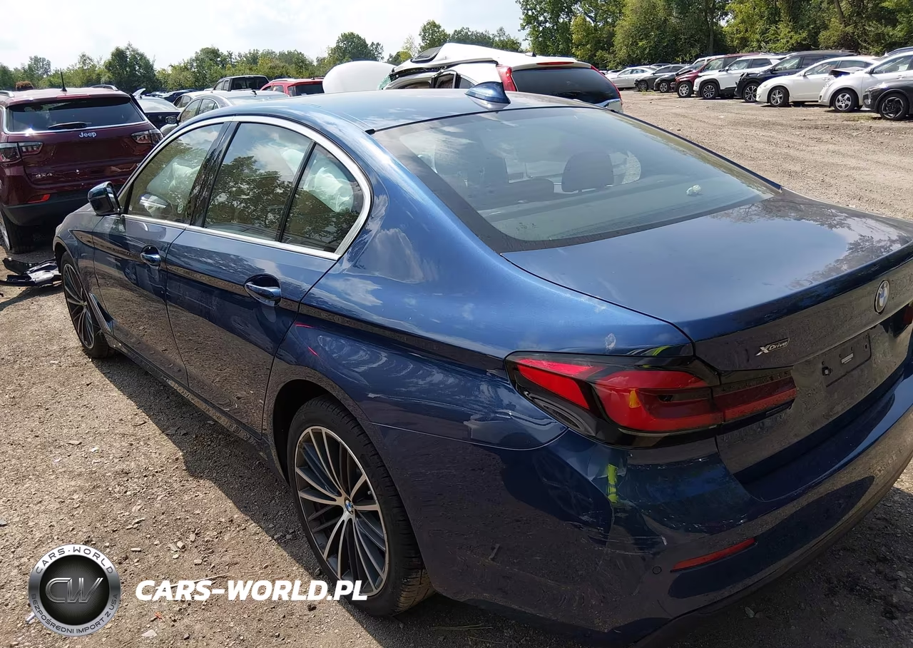 2022 BMW 530 I xDrive VIN:WBA13BJ08NWX49040 - 3