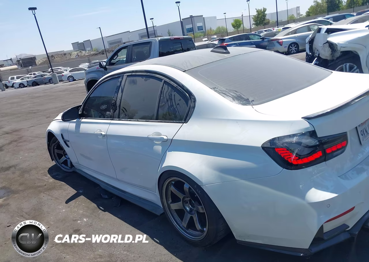 2018 BMW M3 VIN:WBS8M9C59J5L00569 - 14