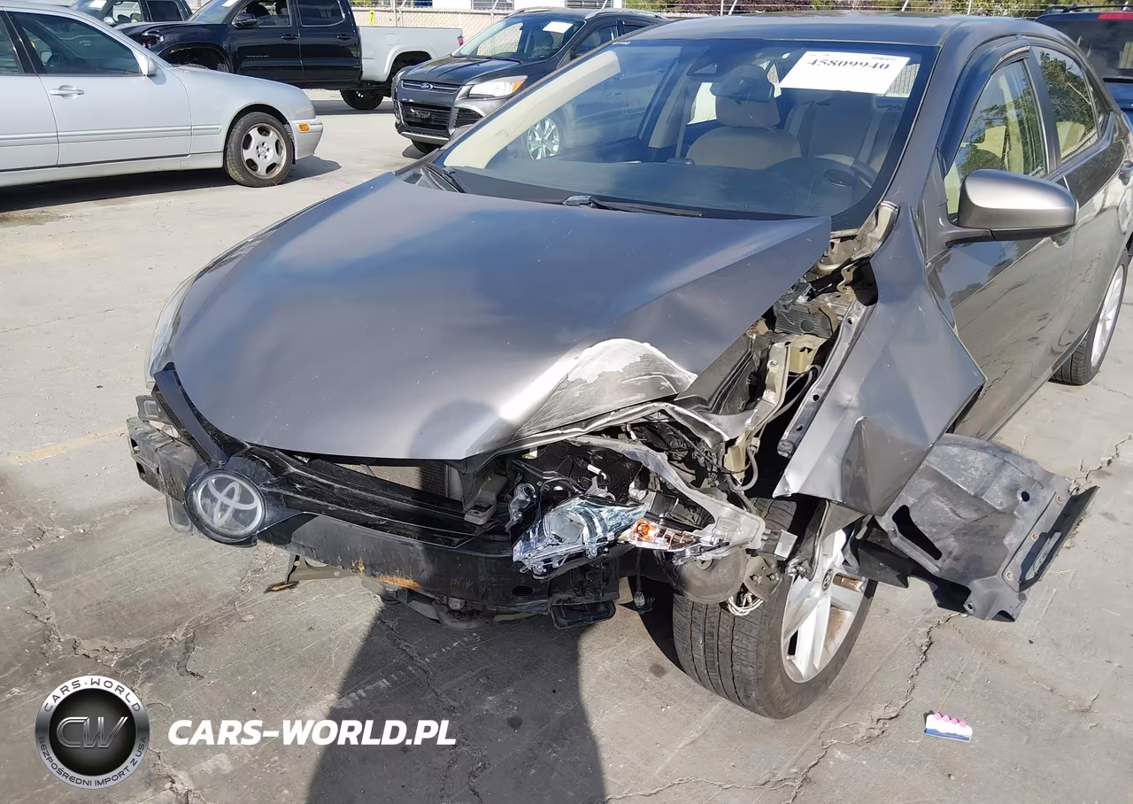 2018 Toyota Corolla Le VIN:5YFBURHE5JP788671 - 6