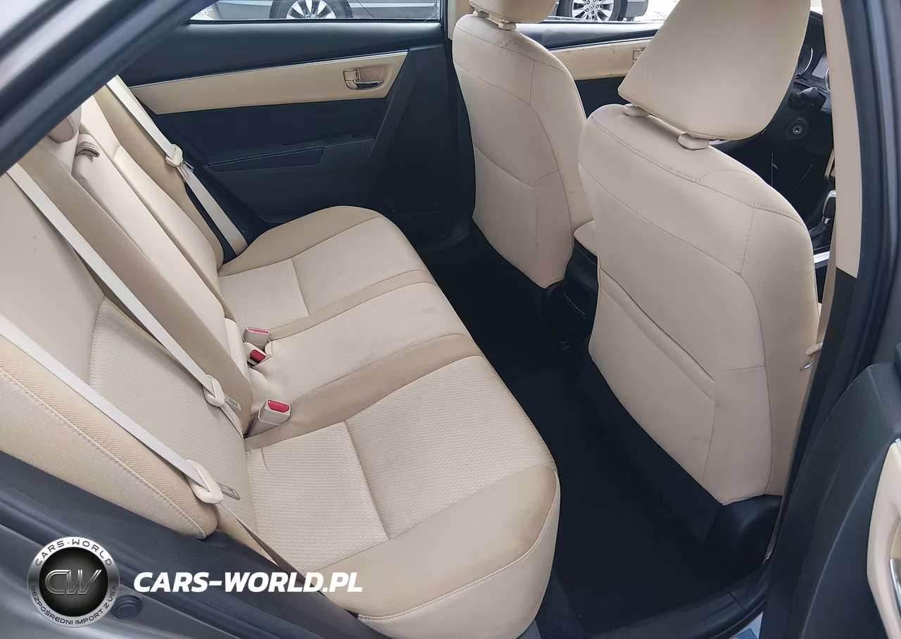 2018 Toyota Corolla Le VIN:5YFBURHE5JP788671 - 8