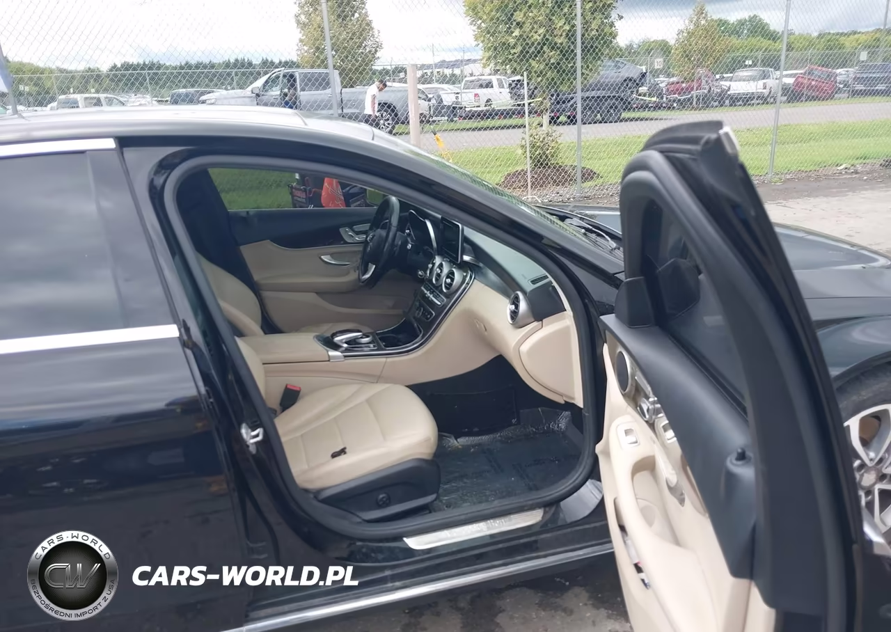 2016 Mercedes-Benz C 300 4Matic VIN:WDDWF4KB1GR143405 - 5
