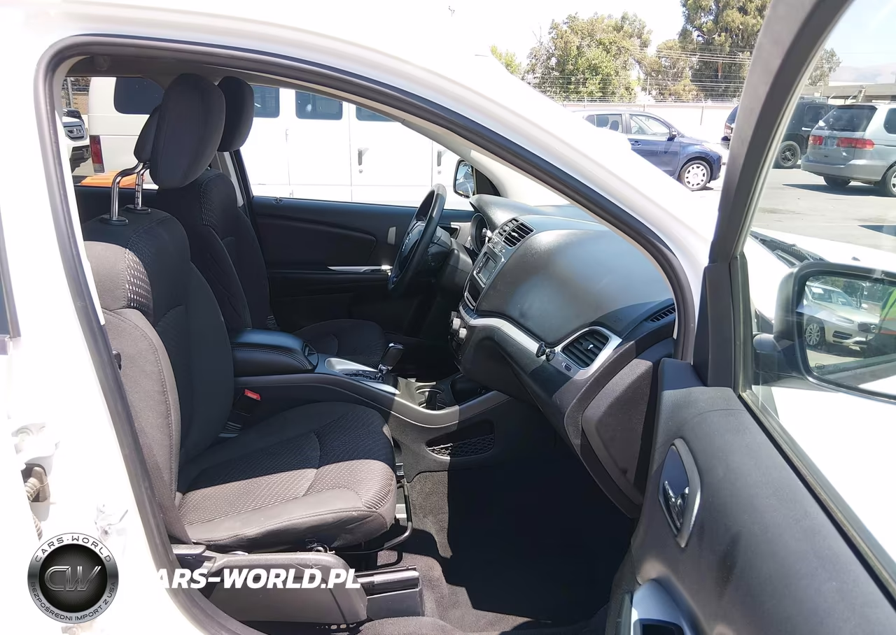2017 Dodge Journey Sxt VIN:3C4PDCBGXHT589815 - 5