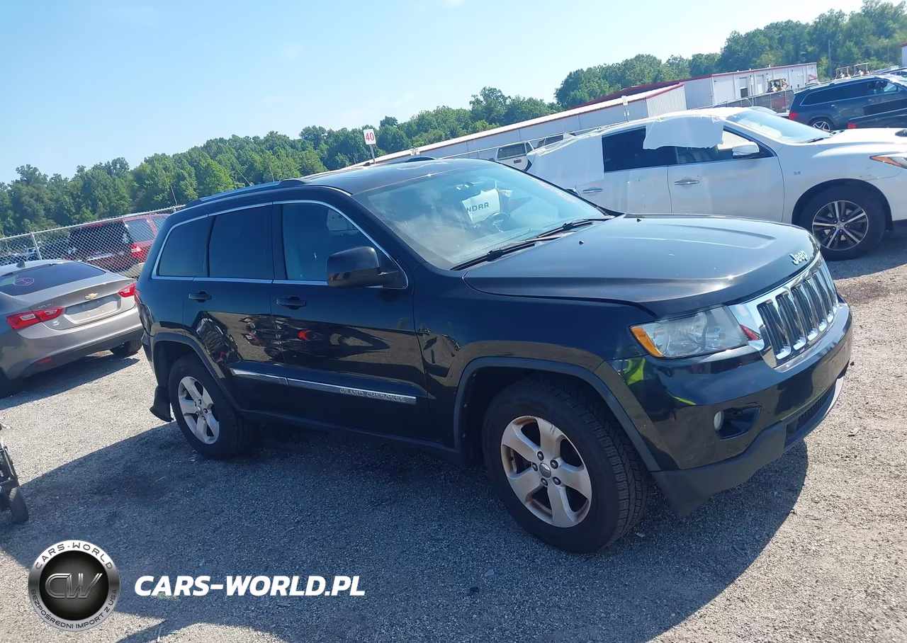 2013 Jeep Grand Cherokee Laredo VIN:1C4RJFAG4DC648044 - 13