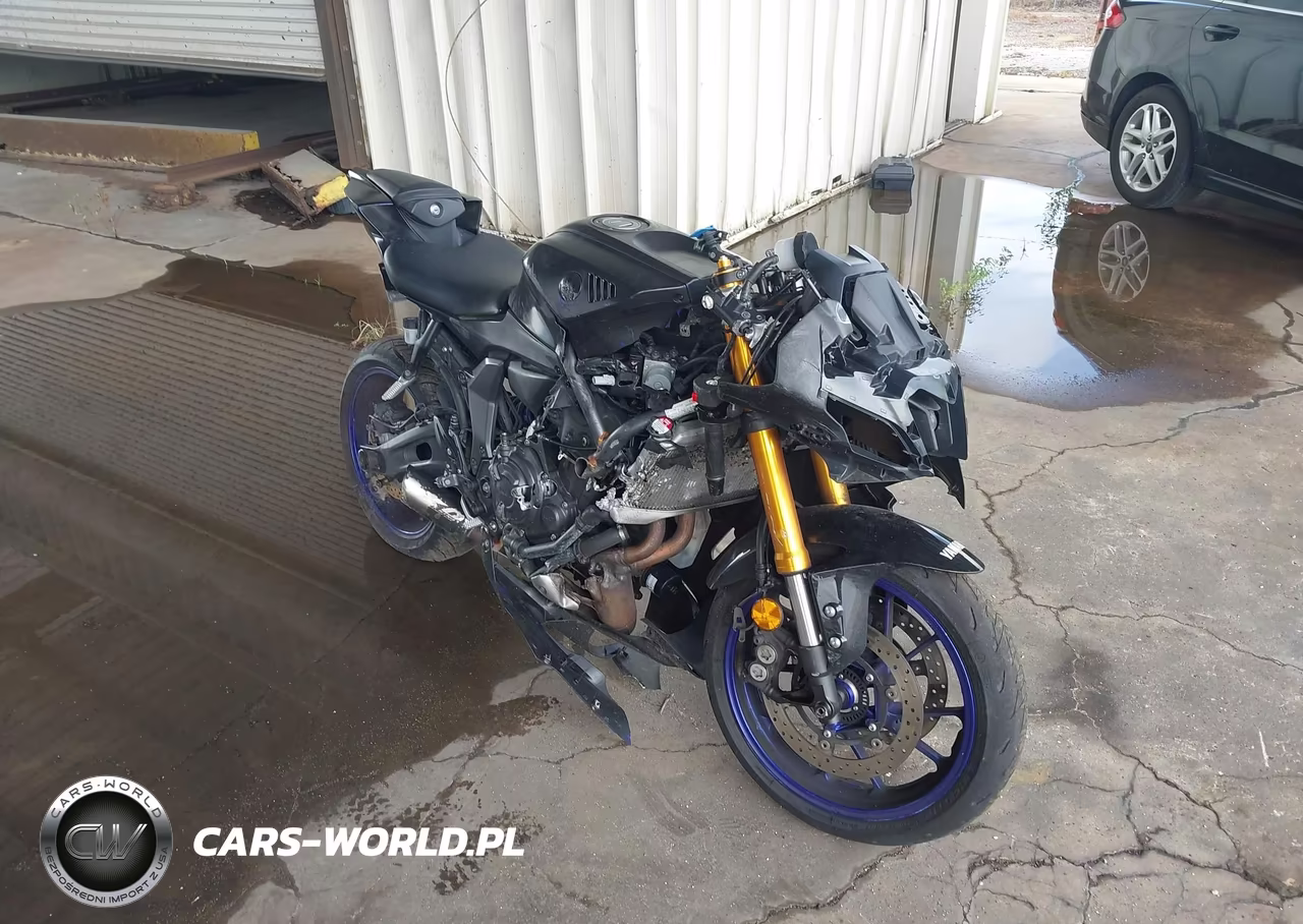 2025 Yamaha Yzfr7