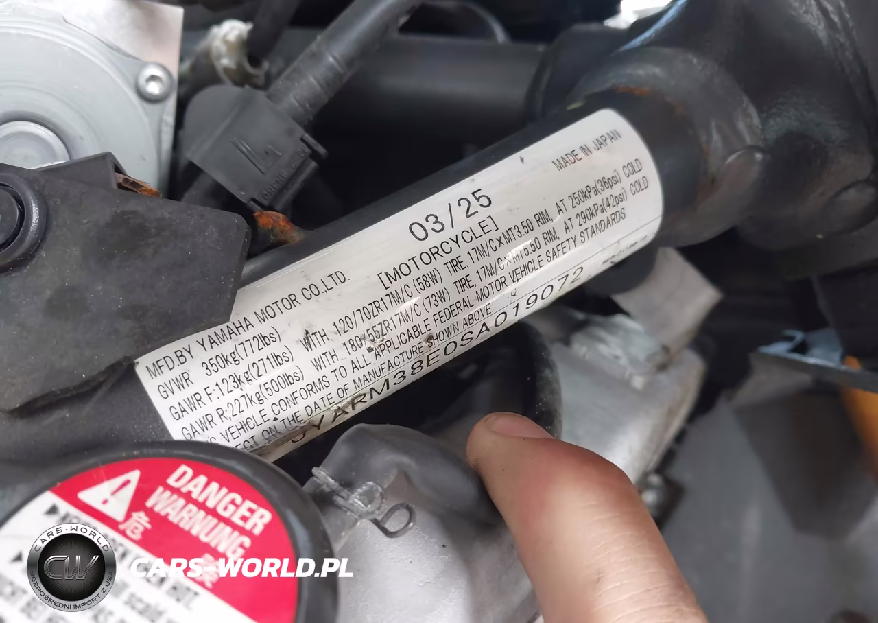 2025 Yamaha Yzfr7 VIN:JYARM38E0SA019072 - 10
